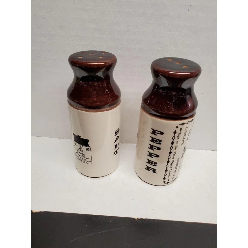 Vintage Reproduction Salt & Pepper Shaker ‎ - Old n
